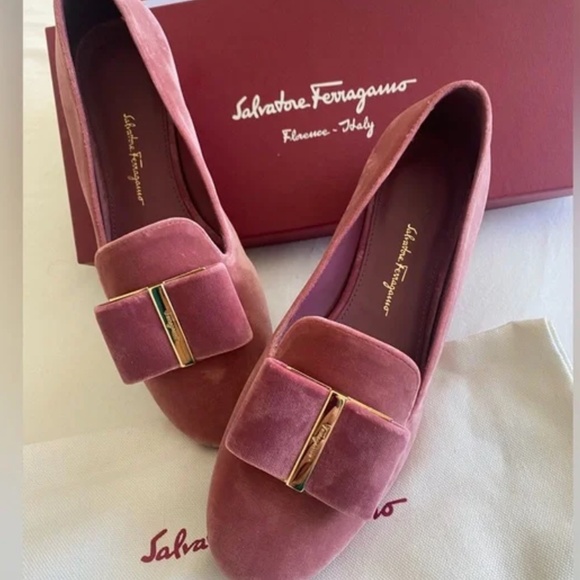 New Salvatore Ferragamo Sarno T Ballet Flats Velvet Loafers bow Vara Varina - Picture 1 of 17